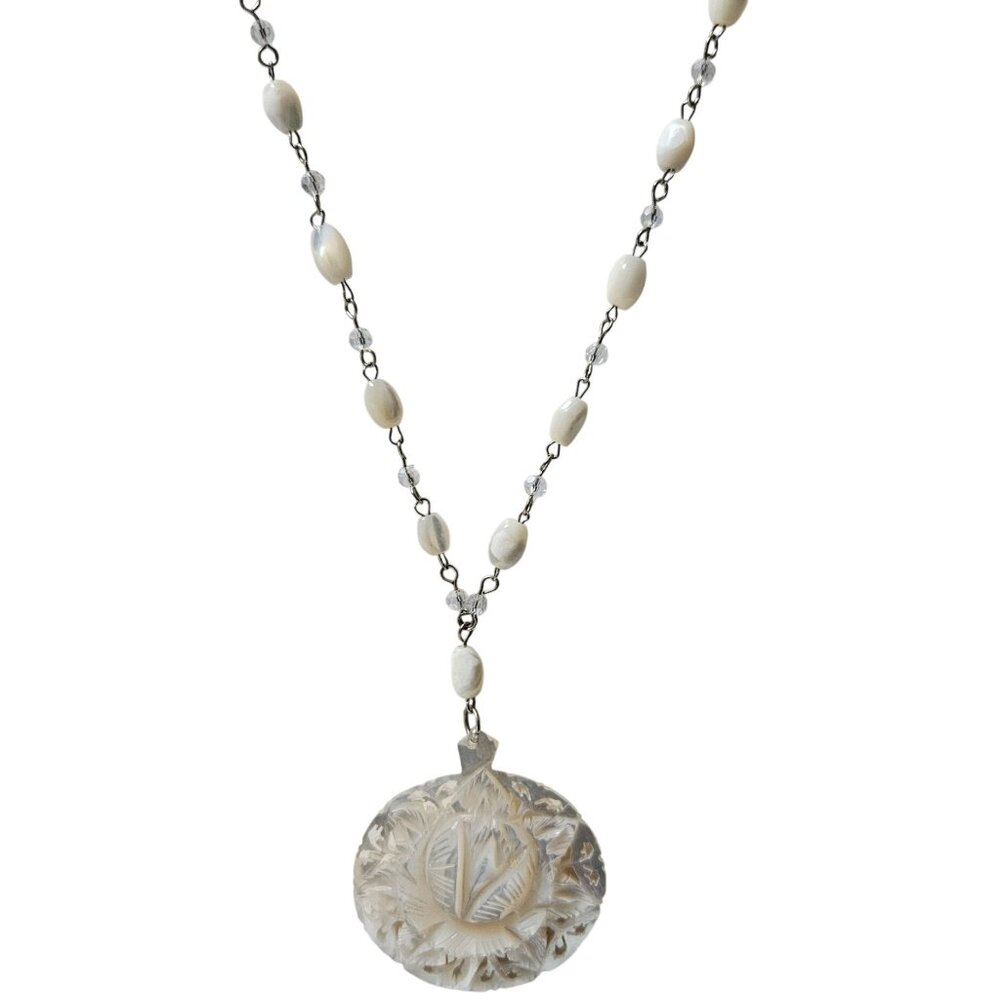Hand Carved Mother Of Pearl Pendant Necklace Beaded Chain Retro Elegan Jewelry